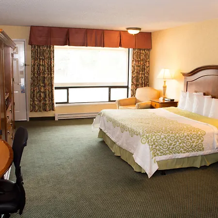 Days Inn By Wyndham Klamath Falls-2
